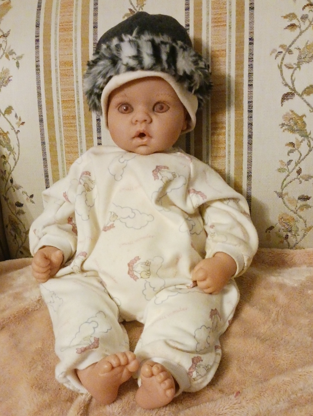 Lee Middleton By Reeva Cream Baby One-Piece Footie with Cloud and Lamb Print